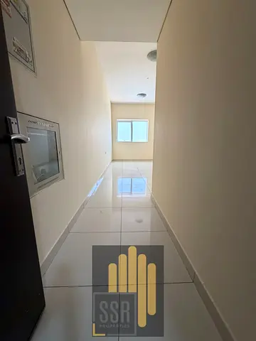 PRIME LOCATION 1 MONTH FREE EASY ACCESS 2 STADIUM METRO BY RTA BUS 30K/1 CHQ 32K/6 CHQ DXB-SHJ BORD