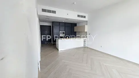 VACANT | GOOD LAYOUT |PARK VIEW