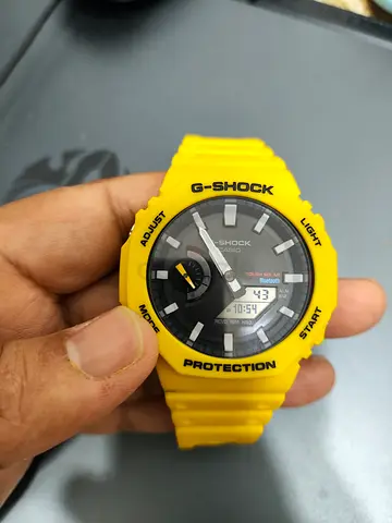 G shock yellow solar + Bluetooth