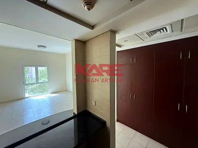 Spacious Studio Close to Metro For Sale