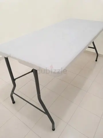 Foldable table (135×65×65 cm )