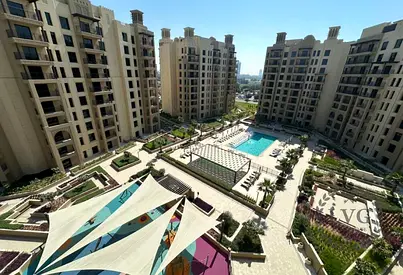 Spacious & Modern 1BR l Great Deal l Ready to Move