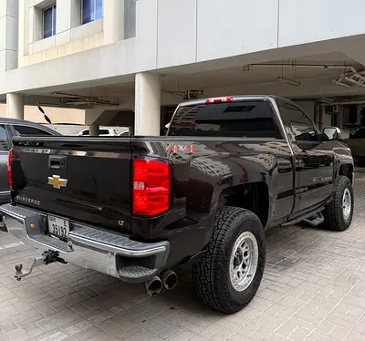 2018 Chevrolet SILVERADO 1500 照片 4