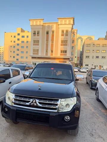 Mitsubishi Pajero GLS 2009 | GCC Specs | Well Maintained