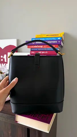 Black structured top-handle handbag - excellent condition