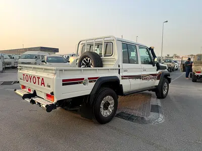 صورة 9 لـ 2026 Toyota LAND CRUISER 70 SERIES