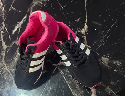 Black & Pink Adidas Sneakers size 37