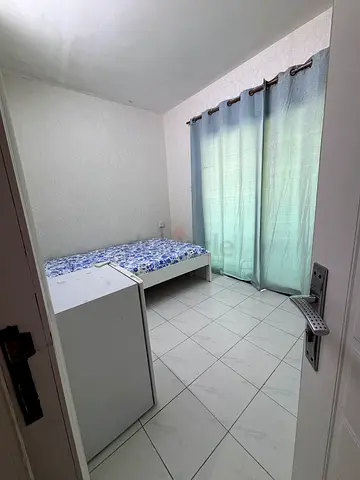 Partition room with private balcony