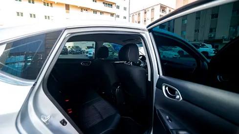 2019 Nissan SENTRA — фото 13