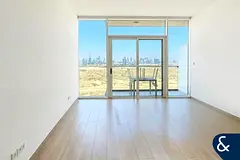 High floor studio apartment - Lowest price