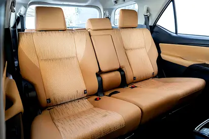 2022 Toyota FORTUNER 照片 16