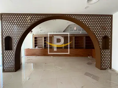 Large Showroom | Road Facing | Available in Karama