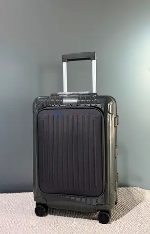 Essential Sleeve Cabin