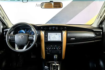 2022 Toyota FORTUNER 照片 10