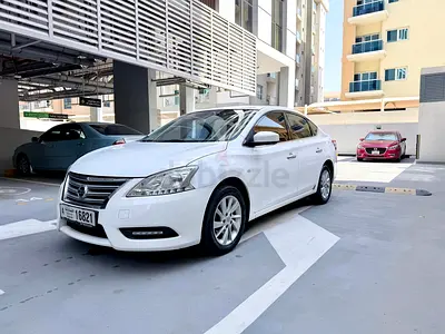 2016 NISSAN SENTRA 1.6L GCC LOW KMS