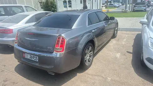 300C 2012 GCC Low mileage