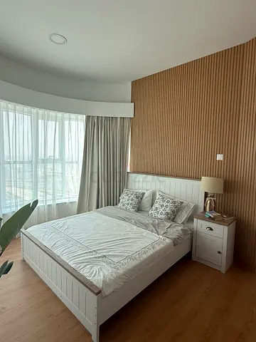 Bed + mattress