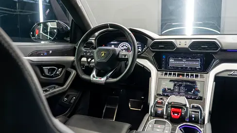 2020 Lamborghini URUS — миниатюра 13