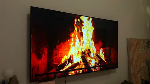 📺 Samsung 65” 4K Smart TV