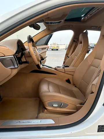 صورة مصغرة 14 لـ 2013 Porsche PANAMERA