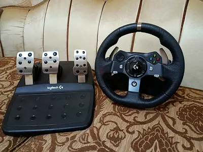 Logitech G920 Steering Wheel Xbox and PC