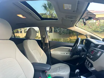 2015 KIA RIO 照片 9