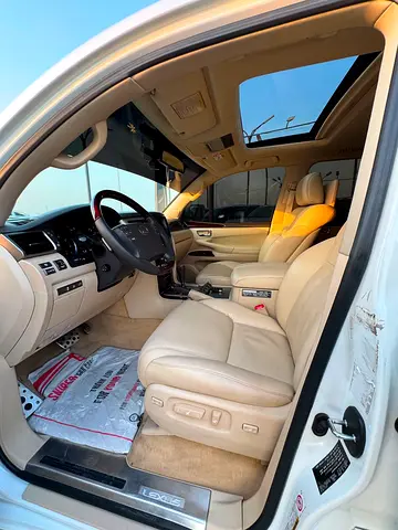 2015 Lexus LX-SERIES 照片 8