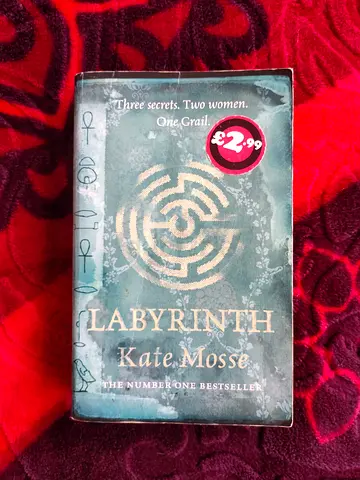 Labyrinth by Kate Mosse Paperback Fiction Novel
