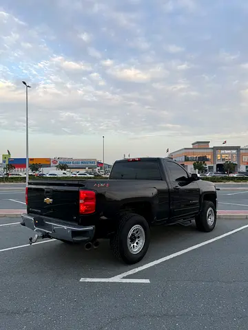 2018 Chevrolet SILVERADO 1500 照片 12