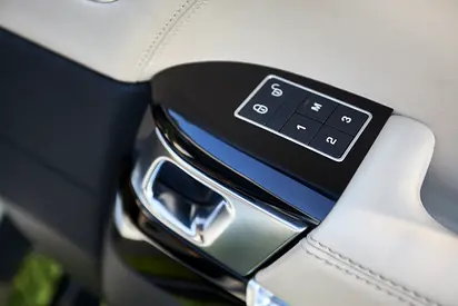 2016 LAND Rover RANGE ROVER — миниатюра 10
