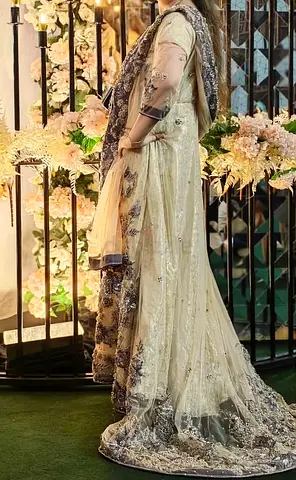 Full heavy bridal dress
