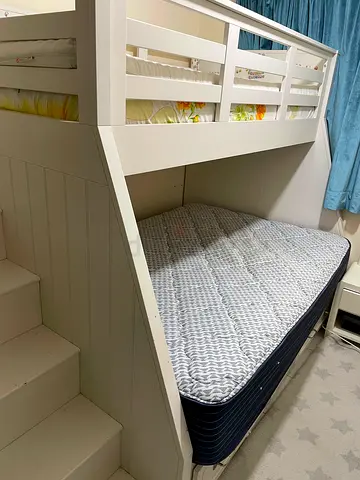 Bunk bed in very good condition with matress
