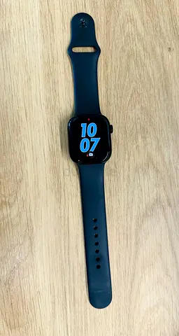Apple Watch Series 10 42mm (Black) - Excellent Condition