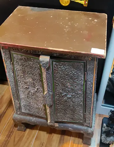 Vintage carved wooden cabinet-64cm height,42cm length