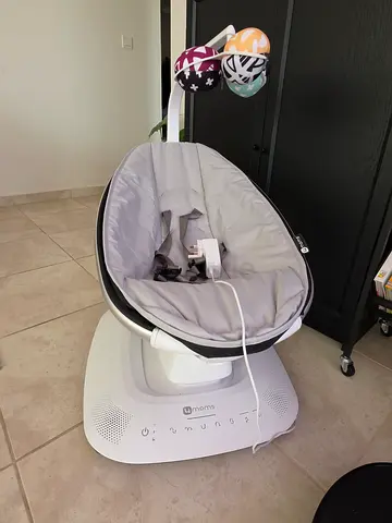4moms mamaRoo Baby Swing - Light Grey, Good Condition