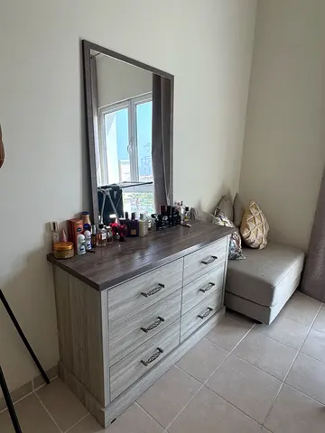 Dresser with mirror in great condition