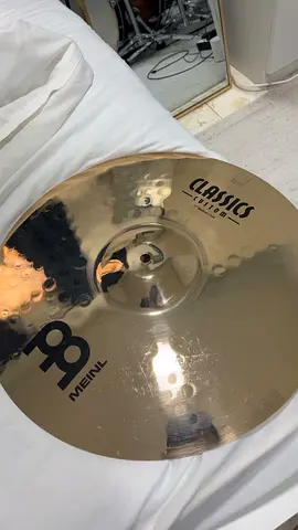 Meinl 17” Classics Custom “Medium” crash