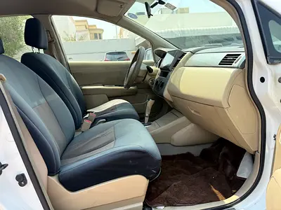 صورة 8 لـ 2011 Nissan TIIDA