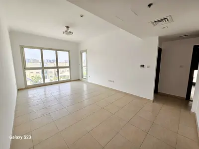 LIKE BRAND NEW !! VERY BEAUTIFUL OPEN VIEW BIG SIZE APARTMENT READY TO MOVE || FREE PARKING.