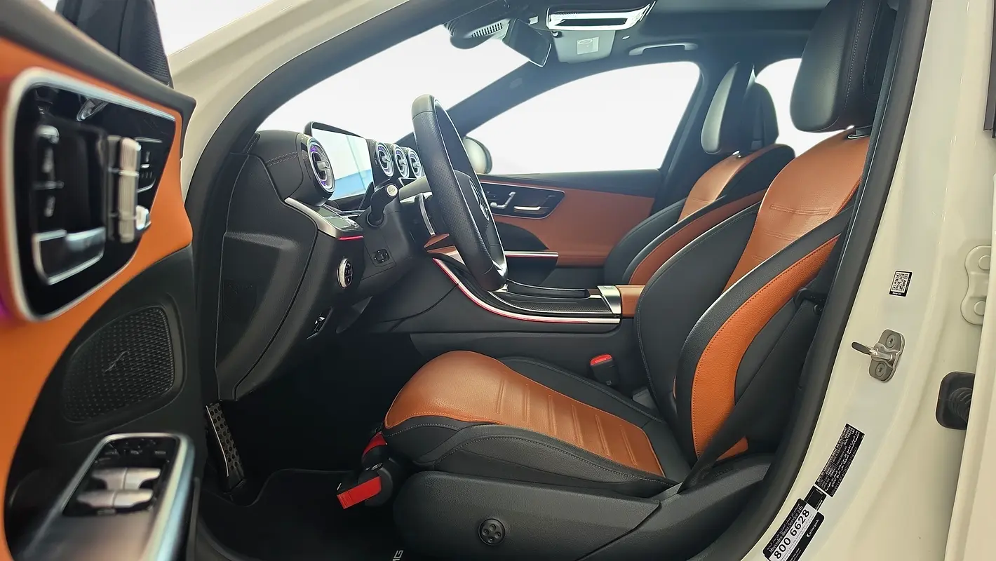 Mercedes-Benz C-Class 2025