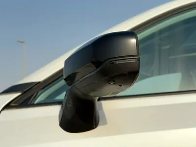 Toyota RAV4 XLE, миниатюра 8
