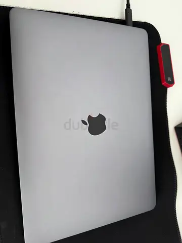 Macbook Pro 13 - 2019 (i7)