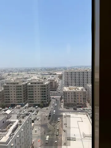 شقه للإيجار السنوي المجاز 2 شارع جمال عبدالناصر غرفتين وصاله و2 حمام تكييف مجاني على المالك