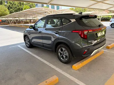 2025 KIA SELTOS 缩略图 3