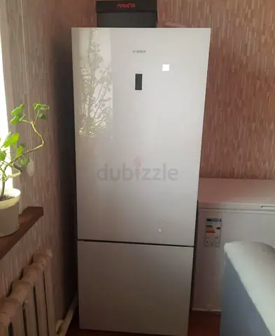 Bosch white fridge bottom freezer