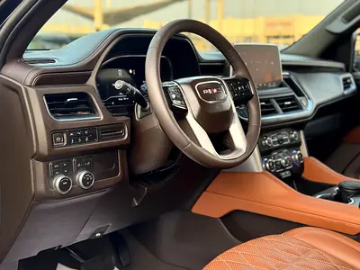 صورة 14 لـ 2023 GMC YUKON
