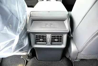 2026 Toyota RAV 4 — миниатюра 11