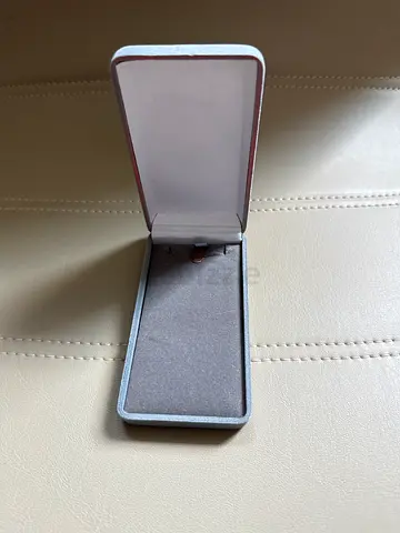 Empty Velvet Jewelry Ring/Bracelet Box - Light Grey