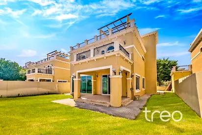 Vacant | Single Row | Premium location | 4 bed