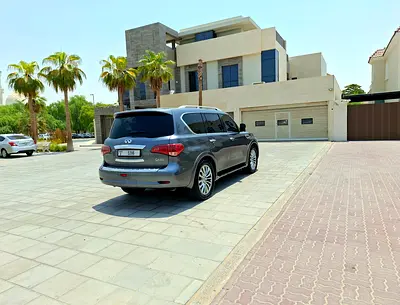 2017 Infiniti QX80 — фото 16
